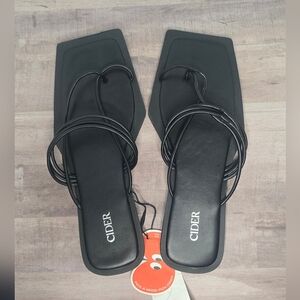 CIDER Black Women's Sandals